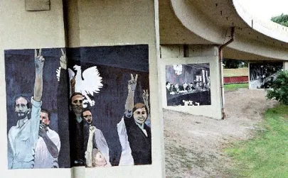 Okolicznościowe graffiti przy Węźle Kliniczna