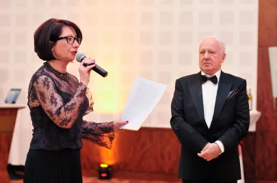 Od lewej Magdalena Pramfelt honorowy konsul Królestwa Niderlandów w Gdańsku oraz Wojciech Kossak
