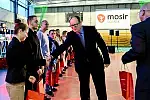 Paweł Adamowicz wręcza nagrody dla judoków AWFiS