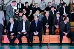 Paweł Adamowicz w otoczeniu zaproszonych gości