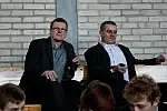 Stanisław Chomski i Jarosław Olszewski na trybunach