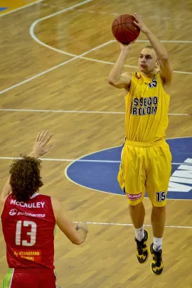 Łukasz Koszarek