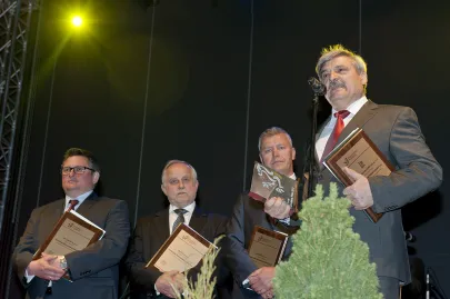 Pomorski Pracodawca Roku 2012 w kat. Średnie Przedsiębiorstwo, firma CEMET LTD S.z.o.o.