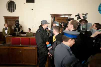 Podejrzany Samir S. na sali sądowej