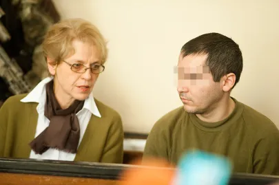 Podejrzany Samir S. z tłumaczką
