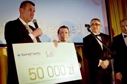 Środki zebrane podczas gali zasiliły konta fundacji Marka Kamińskiego i Ewy Błaszczyk