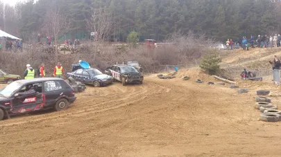 Wrak Race 6