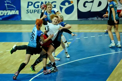 Rzuca Sylwia Matuszczyk