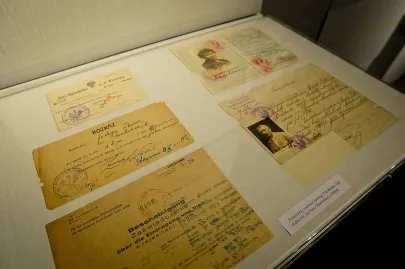 Jubileuszowa wystawa podsumowująca 30-lecie Muzeum Miasta Gdyni.