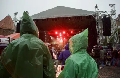 zmoknięta publiczność