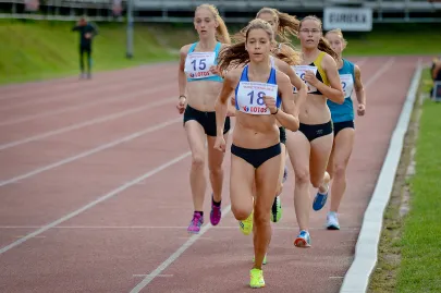 Magdalena Dias (WKS Flota Gdynia) - 1500m  juniorek