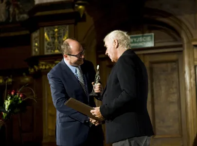 laureat Janusz Głowacki