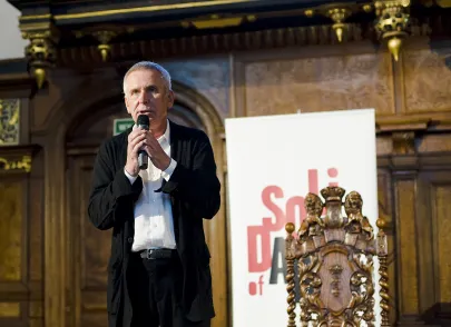 prowadzący uroczystość Krzysztof Materna