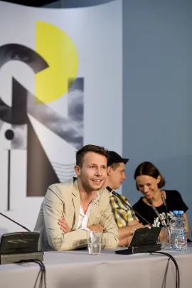 "Płynące wieżowce" - konferencja (Mateusz Banasiuk)