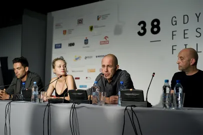 "Ostatnie piętro" - konferencja