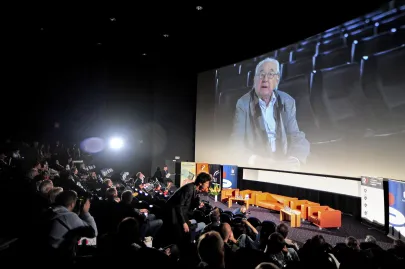 Pokaz filmu "Człowiek z marmuru" Andrzeja Wajdy