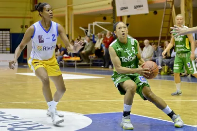 Danielle Wilson i Ellen Astrom