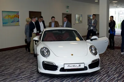 Porsche