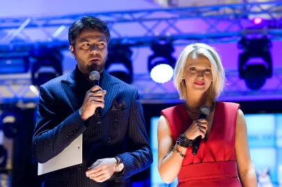 Olivier Janiak i Magdalena Mołek - prowadzący