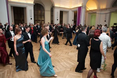 Polonez otwierający bal