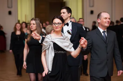 Polonez otwierający bal