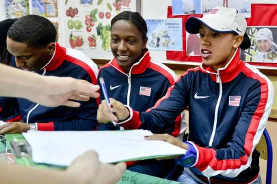 Nia Ali i Tori Polk