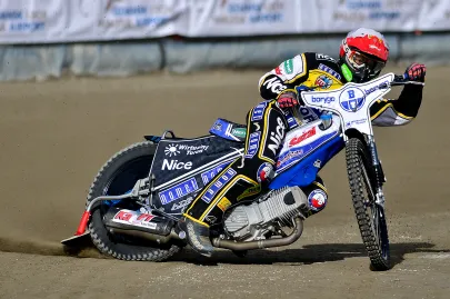 Adrian Miedziński