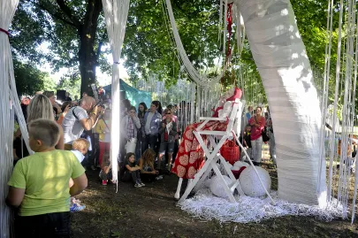 PIA - Projectos de Intervençao Artística, Podróż