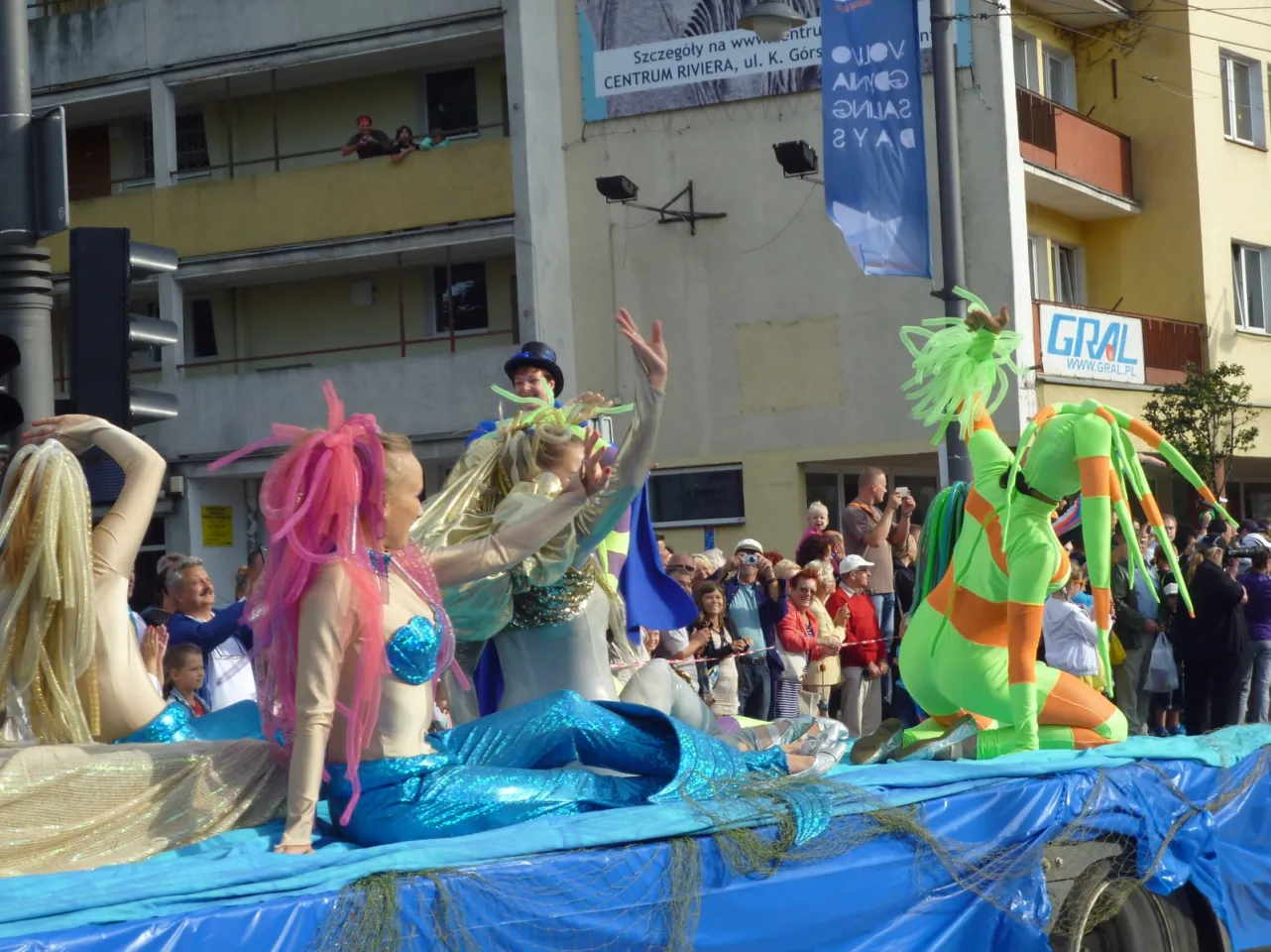 Parada załóg ulicami Gdyni