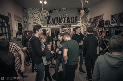 Tripture w iVintage