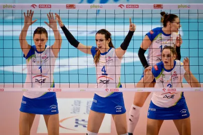 Maja Tokarska, Izabela Bełcik, Charlotte Leys 
