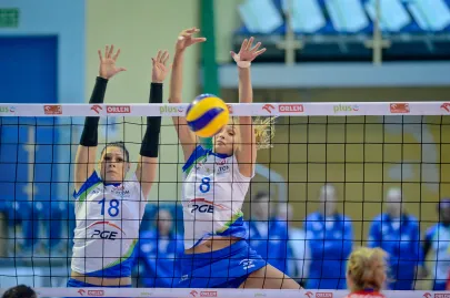 Katarzyna Zaroślińska i Zuzanna Efimienko 