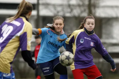 Piłkarski turniej mikołajkowy Do Przerwy 0:1