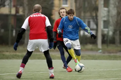 Piłkarski turniej mikołajkowy Do Przerwy 0:1