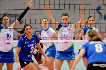 Anna Kaczmar, Katarzyna Zaroślińska, Justyna Łukasik i Klaudia Kaczorowska 
