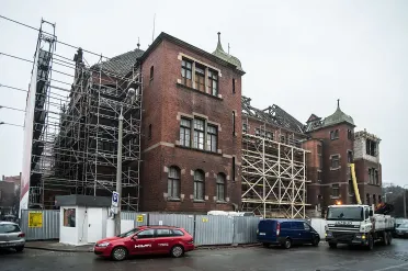 Remont budynku dawnej przychodni w Gdańsku przy Dworcu Głównym