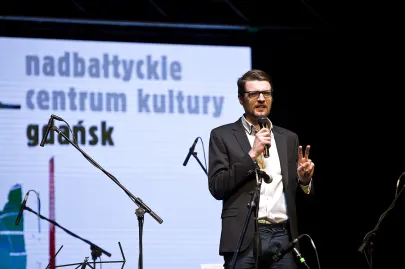 prowadzący Borys Kossakowski, dziennikarz trojmiasto.pl