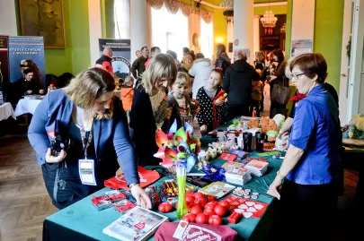 Zbiórka pieniędzy w Riwierze