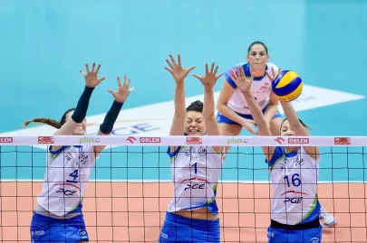 Izabela Bełcik ,Maja Tokarska i Klaudia Kaczorowska 