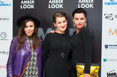 Katarzyna Kmiecik (w środku), Aleksandra Kutz (z prawej)