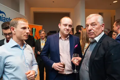 Goście podczas afterparty - Tadeusz Zdunek (z prawej)