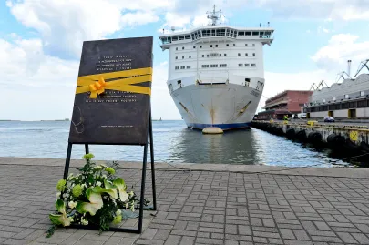 Tablica poświęcona Zbigniewowi Brzezińskiemu