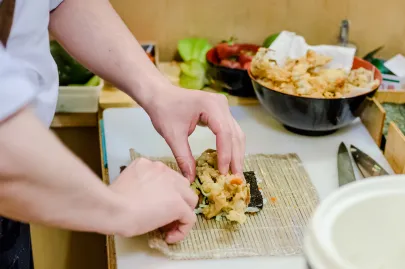 Przyrządzanie sushi