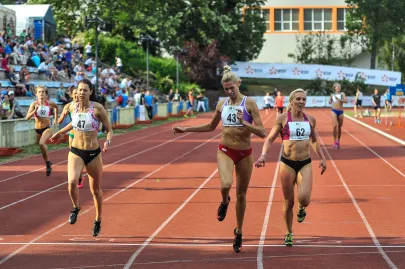 Iga Baumgart, Ewelina Ptak, Martyna Dąbrowska