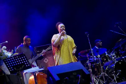 Dianne Reeves
