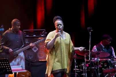 Dianne Reeves