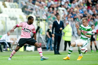 Patrick Evra i Paweł Stolarski 