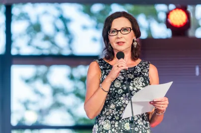 dr hab. Agata Bielik-Robson