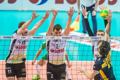 Murphy Troy, Wojciech Grzyb i Damian Schulz 