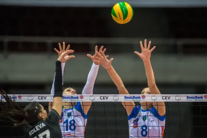Katarzyna Zaroślińska i Zuzanna Efimienko 